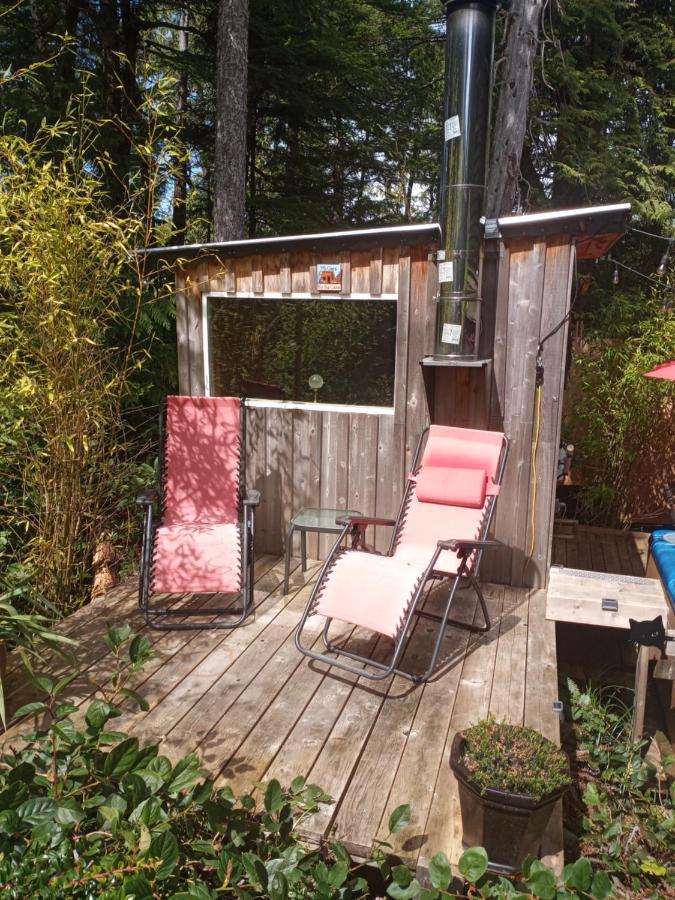 Forest Sweet Retreat Hot Tub & Wood Fired Sauna Юклулет Экстерьер фото